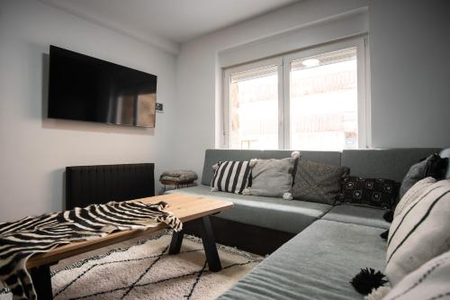 EDELWEISS HOUSE - Parking y Wifi GRATIS in Prado Llano EDELWEISS HOUSE - Parking y Wifi GRATIS in Prado Llano