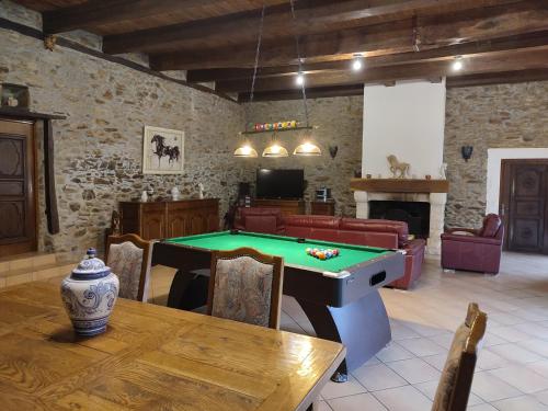 LES 2 CHENES in Saint-Jory-de-Chalais LES 2 CHENES in Saint-Jory-de-Chalais