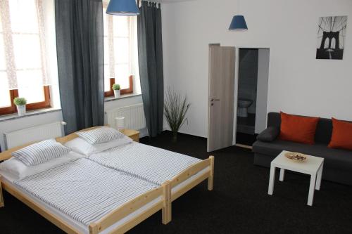 Bed, Hostinec a Penzion Stare Nadrazi in Petrkovice Bed, Hostinec a Penzion Stare Nadrazi in Petrkovice