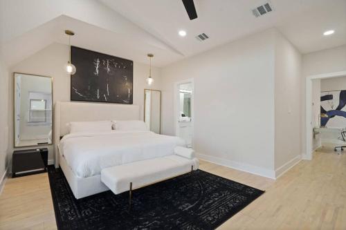 New Luxury 3 story Townhome in Trinity Groves in West Dallas New Luxury 3 story Townhome in Trinity Groves in West Dallas