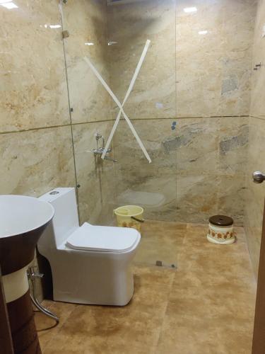 Phòng tắm, Hotel Shreeji Residency in Pachmarhi Phòng tắm, Hotel Shreeji Residency in Pachmarhi