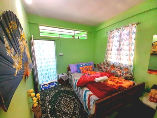 Swastika Homestay and Travels Kurseong Bazar Near HDFC Bank NH55 Road Kurseong in クセオン Swastika Homestay and Travels Kurseong Bazar Near HDFC Bank NH55 Road Kurseong in クセオン