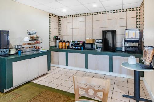 Days Inn by Wyndham Del Rio in Del Rio Days Inn by Wyndham Del Rio in Del Rio