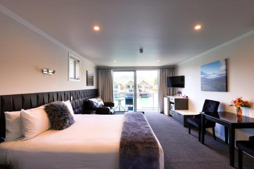 Marsden Lake Resort Central Otago in Cromwell Marsden Lake Resort Central Otago in Cromwell