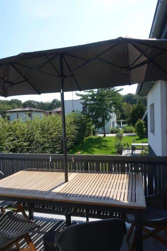 Balcony/terrace, Ferienunterkunft im Tegelhaus in Airport Berlin-Tegel Balcony/terrace, Ferienunterkunft im Tegelhaus in Airport Berlin-Tegel