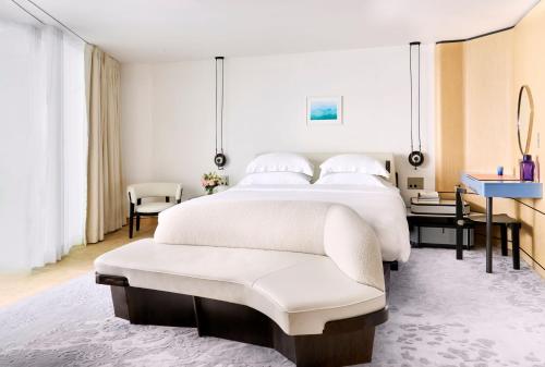 Guestroom, The Maybourne Riviera in Menton Guestroom, The Maybourne Riviera in Menton
