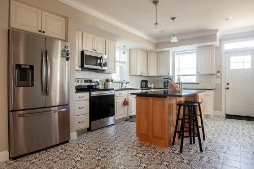 Faciliteiten, Farmhouse Broad Brook: Comfort & Charm. in East Windsor Faciliteiten, Farmhouse Broad Brook: Comfort & Charm. in East Windsor