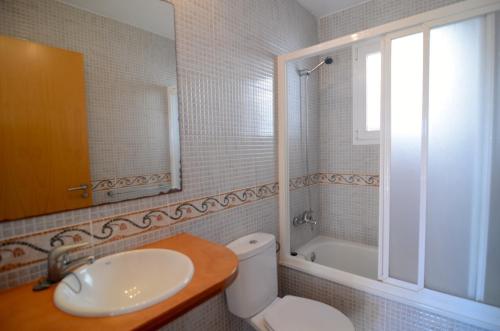 This photo about Apartamentos Bonsol shared on HyHotel.com
