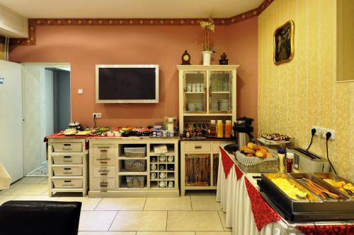 Fair Hotel Villa Diana - image 5