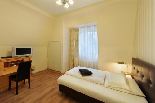 Fair Hotel Villa Diana - image 6