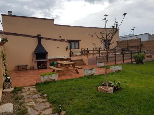 House of the Ribera - Quintana del Puente in Quintana Del Puente House of the Ribera - Quintana del Puente in Quintana Del Puente