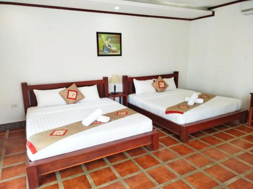 Vang Vieng Savanh Sunset View Resort in Ban Meung Song Vang Vieng Savanh Sunset View Resort in Ban Meung Song