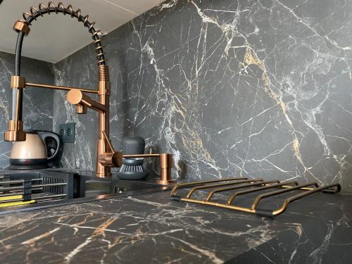 Kitchen, Au Studio Pissarro in Pontoise Kitchen, Au Studio Pissarro in Pontoise