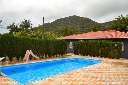 游泳池, Casa c churrasqueira e piscina Florianopolis SC in 佩德里塔 游泳池, Casa c churrasqueira e piscina Florianopolis SC in 佩德里塔