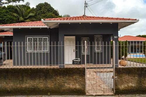 入口, Casa c churrasqueira e piscina Florianopolis SC in 佩德里塔 入口, Casa c churrasqueira e piscina Florianopolis SC in 佩德里塔
