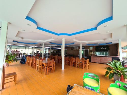 Restaurante, Khaosok Eco Raft in Surat Thani Restaurante, Khaosok Eco Raft in Surat Thani