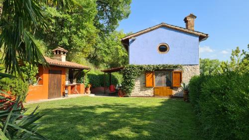 Vista exterior, villa la chiesetta - private pool in Fabriano Vista exterior, villa la chiesetta - private pool in Fabriano