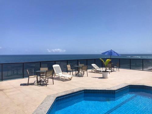 Comoditats, Flat vista mar com estacionamento incluído (Flat vista mar com estacionamento incluido) in Itaigara Comoditats, Flat vista mar com estacionamento incluído (Flat vista mar com estacionamento incluido) in Itaigara