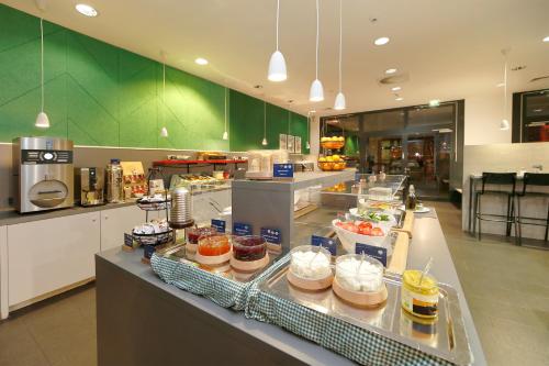 Mâncare şi băutură, MEININGER Hotel Berlin Hauptbahnhof in Berlin Mâncare şi băutură, MEININGER Hotel Berlin Hauptbahnhof in Berlin