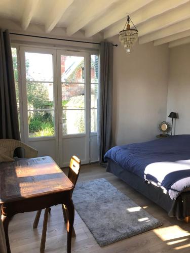 Country house - 5 mns from Fontainebleau in Vulaines-sur-Seine Country house - 5 mns from Fontainebleau in Vulaines-sur-Seine