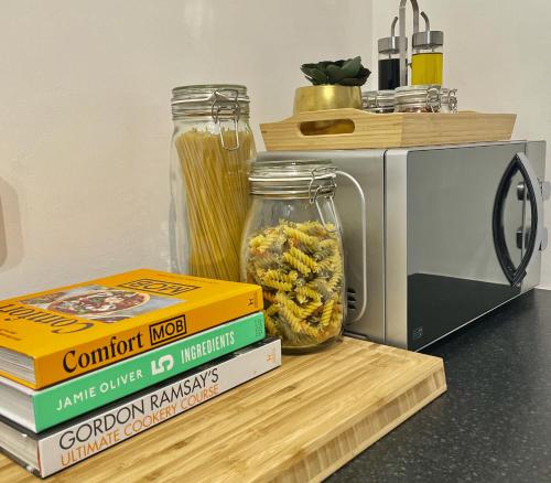 cuina, Hampton House - Sleeps 7 - Free Parking and WiFi in Stoke Bishop cuina, Hampton House - Sleeps 7 - Free Parking and WiFi in Stoke Bishop