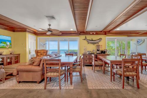 Ételek és italok, Dove Creek Resort & Marina, Trademark Collection by Wyndham in Key Largo Ételek és italok, Dove Creek Resort & Marina, Trademark Collection by Wyndham in Key Largo