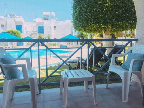 شرفة/ تراس, Shelter next to the beach in Pyla شرفة/ تراس, Shelter next to the beach in Pyla