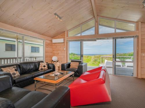 Зовнішній вигляд готелю, Ocean Beach Beauty - Tairua Holiday Home in Тайруа Зовнішній вигляд готелю, Ocean Beach Beauty - Tairua Holiday Home in Тайруа