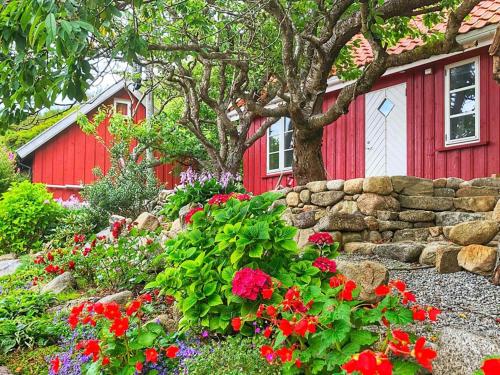 Exterior view, 5 person holiday home in lyngdal in Lyngdal Exterior view, 5 person holiday home in lyngdal in Lyngdal