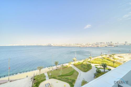 playa, Tranquil Studio at The Anwa By Omniyat Dubai Maritime City by Deluxe Holiday Homes in Jumeirah playa, Tranquil Studio at The Anwa By Omniyat Dubai Maritime City by Deluxe Holiday Homes in Jumeirah