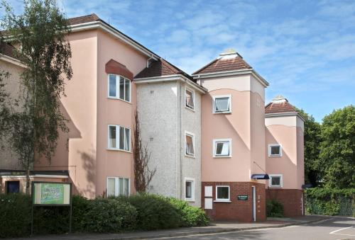 Castlewhite Apartments - UCC Summer Beds in Cork Suburbii Castlewhite Apartments - UCC Summer Beds in Cork Suburbii