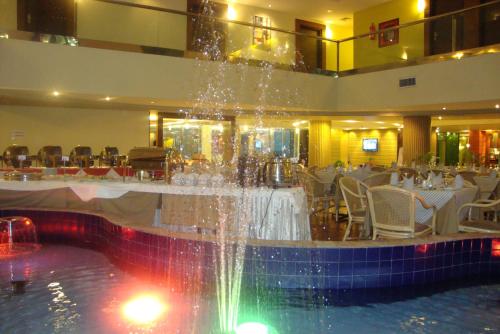 Ravintola, Rose View Hotel in Sylhet Ravintola, Rose View Hotel in Sylhet
