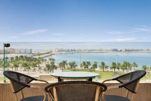 Surrounding environment, Howard Johnson by Wyndham Dammam in Dammam Surrounding environment, Howard Johnson by Wyndham Dammam in Dammam