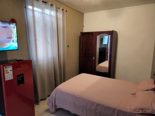 Backpackers rental room/bathroom only in La Gaulette Backpackers rental room/bathroom only in La Gaulette