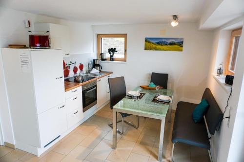 Kitchen, Bergblick in Hopferau Kitchen, Bergblick in Hopferau
