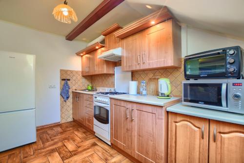 Konyha, Apartament przy Walowej in Lancut Konyha, Apartament przy Walowej in Lancut