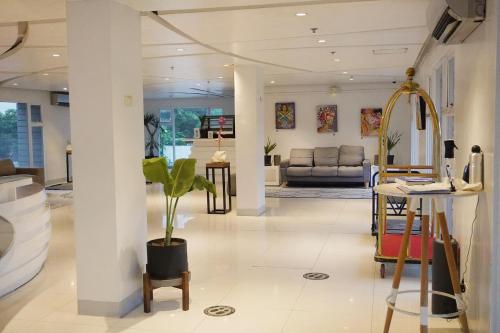 Lobby, LeBlanc Hotel and Resort in Antipolo Lobby, LeBlanc Hotel and Resort in Antipolo