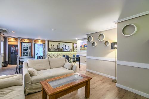 صالة مشتركة/ منطقة التلفزيون, Hostal Castilla Fuenlabrada in فوينلابرادا صالة مشتركة/ منطقة التلفزيون, Hostal Castilla Fuenlabrada in فوينلابرادا