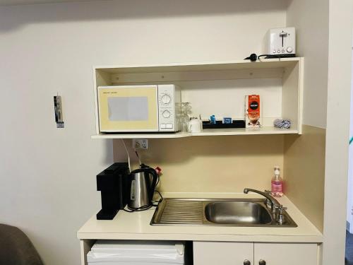 studio ex hotel room city