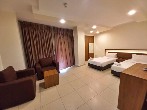 盧傑恩套房酒店 (Lujain Hotel Suites ) in 亞祖茲 盧傑恩套房酒店 (Lujain Hotel Suites ) in 亞祖茲