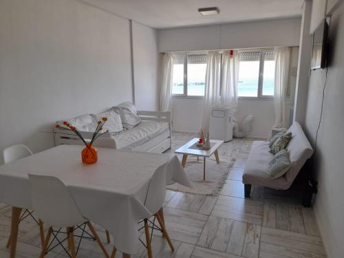Enjoy Departamento Frente al Mar in Puerto Madryn Enjoy Departamento Frente al Mar in Puerto Madryn