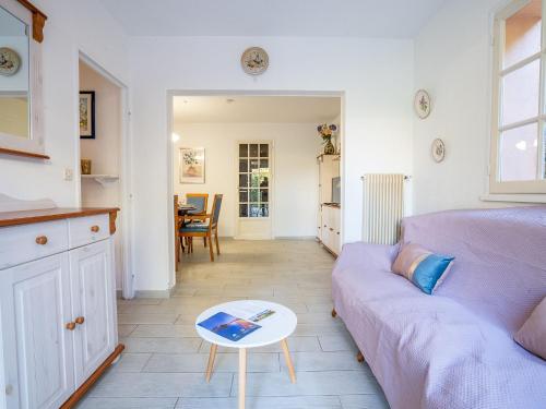 Holiday Home Les Troenes by Interhome in Frejus City Center Holiday Home Les Troenes by Interhome in Frejus City Center