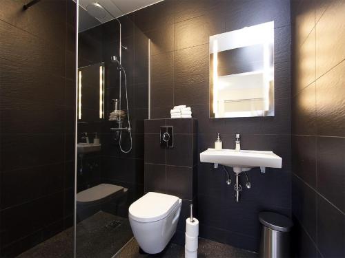 Baño, KEF Guesthouse by Keflavik airport in Keflavik Baño, KEF Guesthouse by Keflavik airport in Keflavik