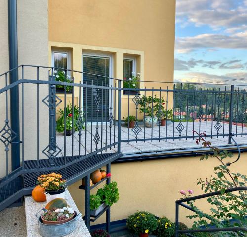 ระเบียง/ชานเรือน, Apartmán Viktoria (Apartman Viktoria) in เชสกีครุมลอฟ ระเบียง/ชานเรือน, Apartmán Viktoria (Apartman Viktoria) in เชสกีครุมลอฟ