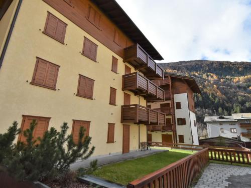 Apartment Ca Serena by Interhome in Campodolcino Apartment Ca Serena by Interhome in Campodolcino