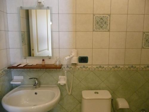 This photo about Casa Ciomod shared on HyHotel.com