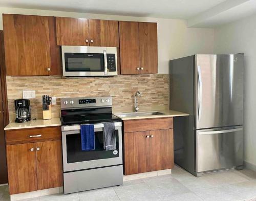 Luxurious 1 bedroom Apt with pool in Simpson Bay in Indigo Bay Luxurious 1 bedroom Apt with pool in Simpson Bay in Indigo Bay