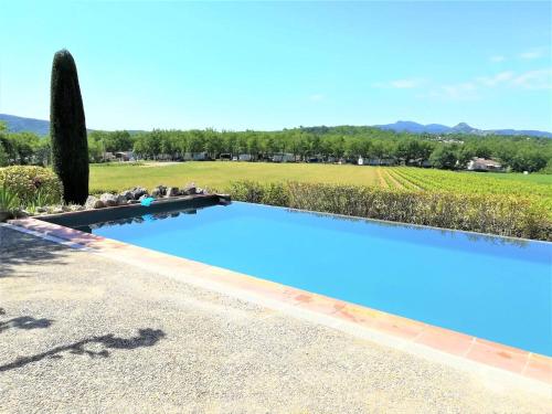Maison Lagorce, 5 pièces, 8 personnes - FR-1-382-110 (Villa a Lagorce avec piscine privative, 4 chambres, grand terrain, animaux admis, tout confort - FR-) in 拉戈爾斯 Maison Lagorce, 5 pièces, 8 personnes - FR-1-382-110 (Villa a Lagorce avec piscine privative, 4 chambres, grand terrain, animaux admis, tout confort - FR-) in 拉戈爾斯