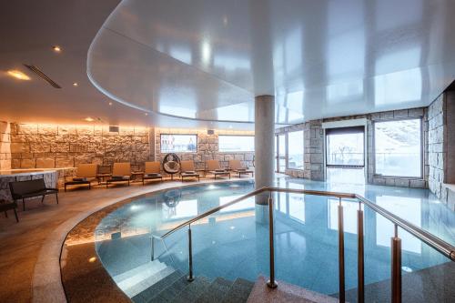 Swimming pool, Altapura Hotel & Spa Val Thorens in Saint-Martin-de-Belleville Swimming pool, Altapura Hotel & Spa Val Thorens in Saint-Martin-de-Belleville