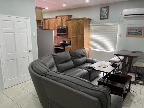 Beverley Manor DIAMOND VALE' 2 Bedroom 1 Bath Apartment in Diego Martin Beverley Manor DIAMOND VALE' 2 Bedroom 1 Bath Apartment in Diego Martin